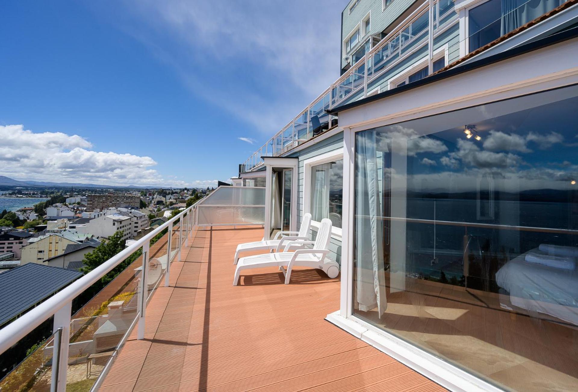 Apartment Luxury Views By *