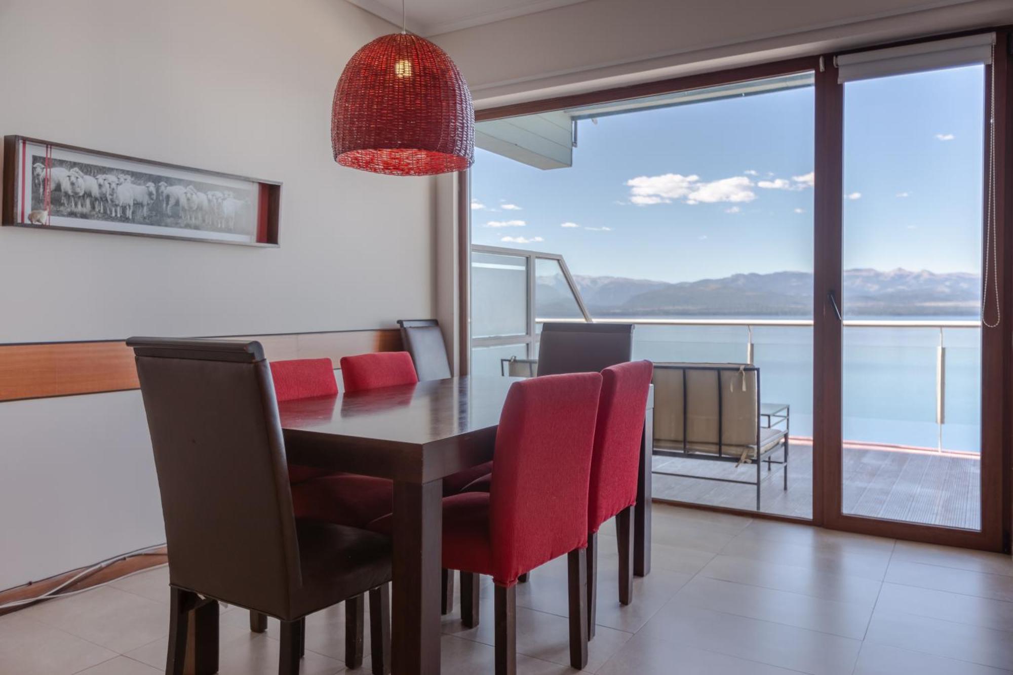 Apartment Luxury Views By San Carlos de Bariloche